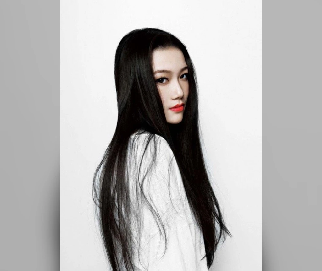 Ultra-long sleek vampire hair past the waist