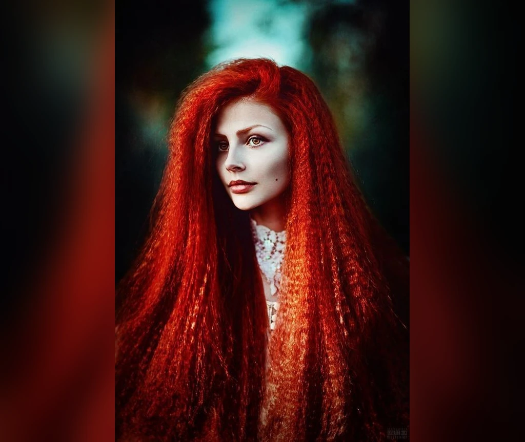 Crimped red mermaid hair at extreme length