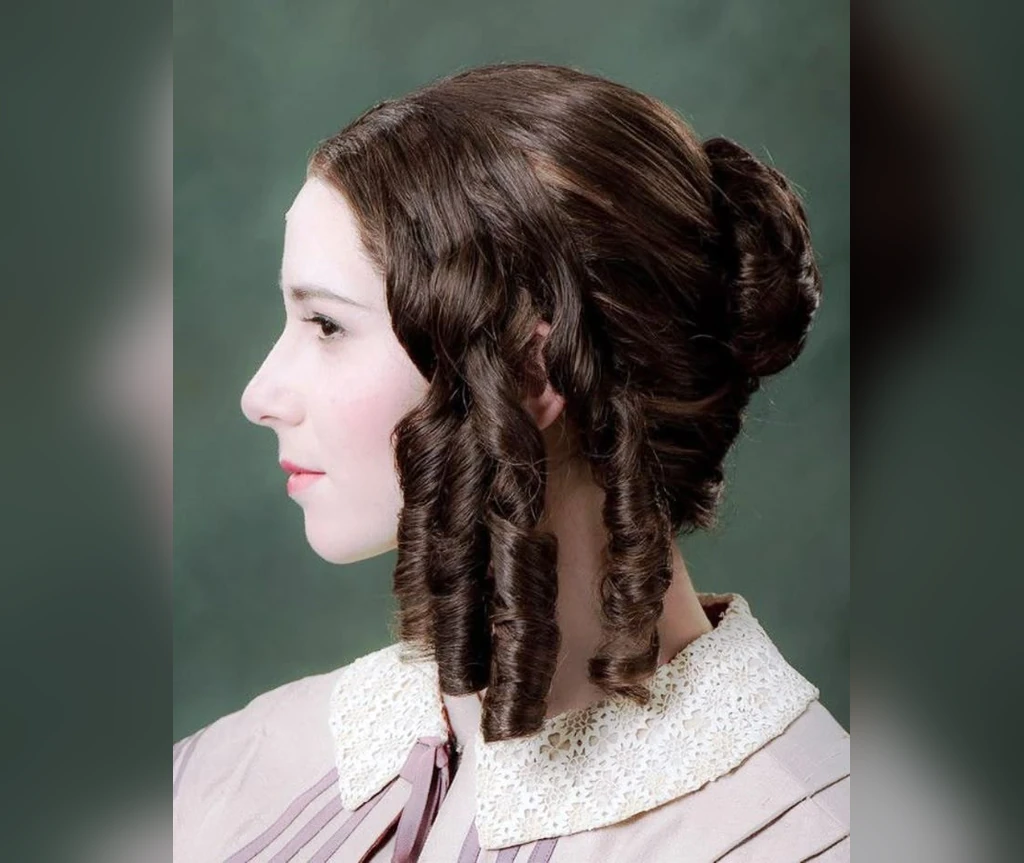 Victorian bun with ringlets in side profile